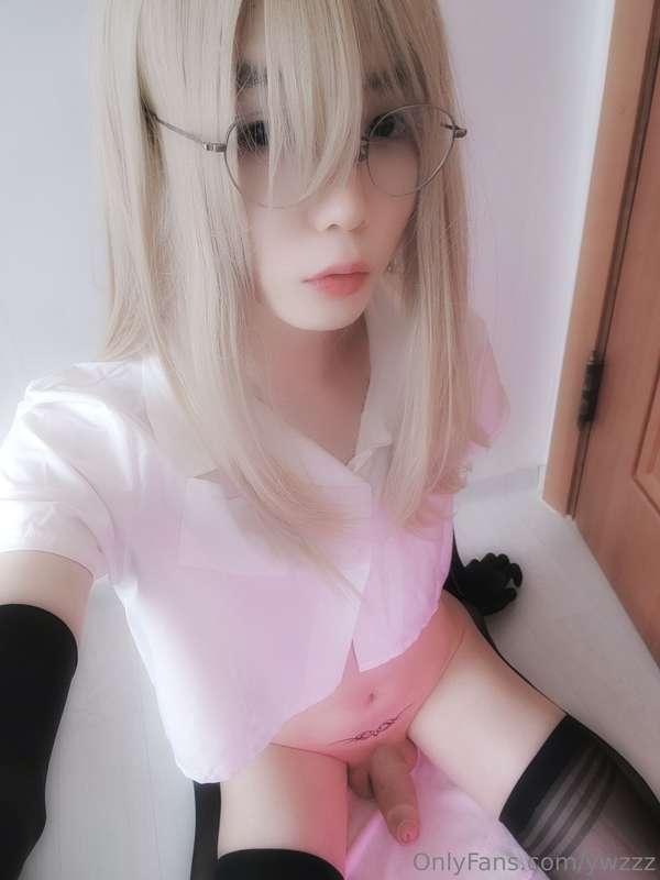 Cleaning is very difficult, but Oil Play definitely feels ho.. 10
