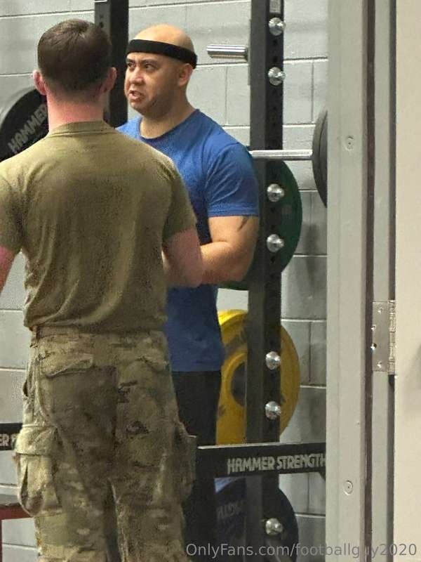 Hot Candid Shots of my buddies and of course my HOT cock! Se.. 18
