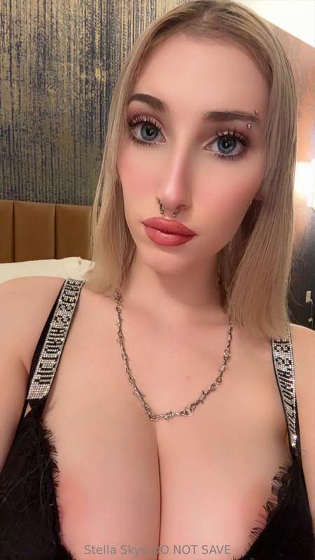 Be my boyfriend for the week🥰 starts may 15thReceive a $500 ..