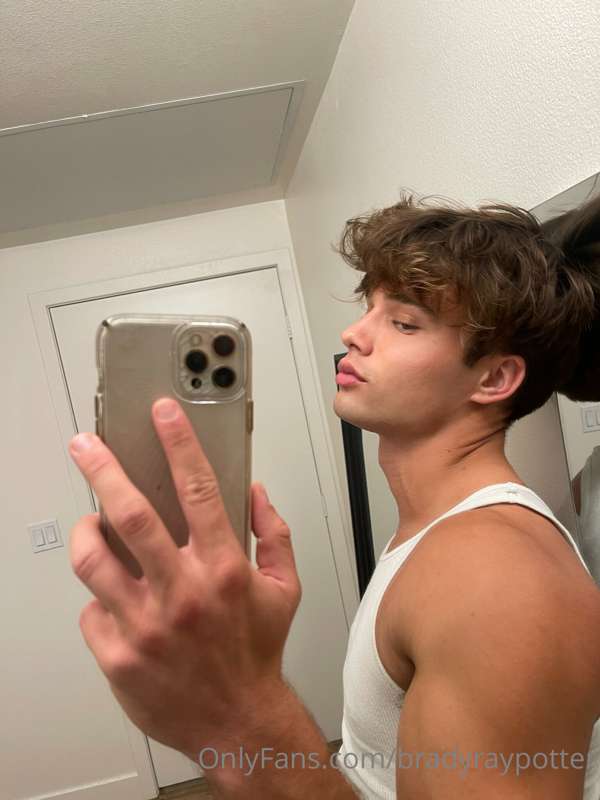 the boy in ur dreams
