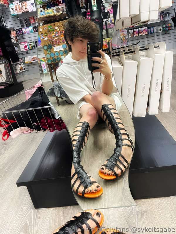 To make it up to you cuties on the delay, here’s me being NS.. 13