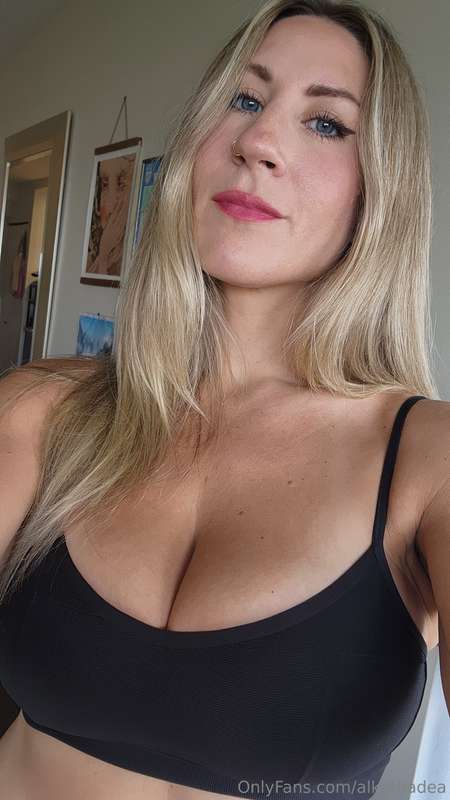 Some selfies, etc!  15