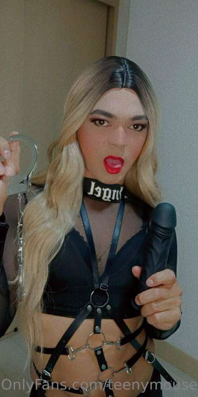 Follow my sexy friend 💕👀 
Your woman 💜😏 
The best ass, I lik..