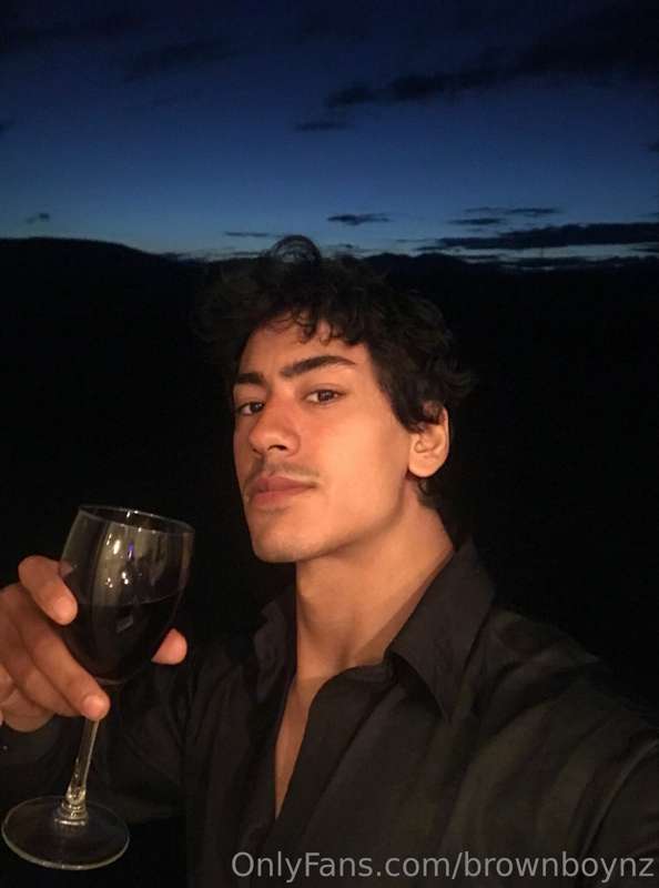 🥂