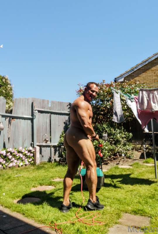 Gardening duties 😜 1