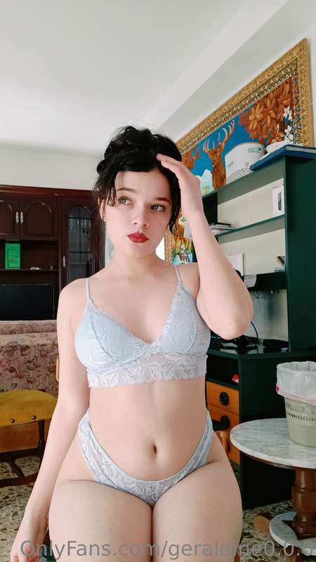 🔥 Hoy me siento hermosa y rica 😍 si quieres contenido más at..