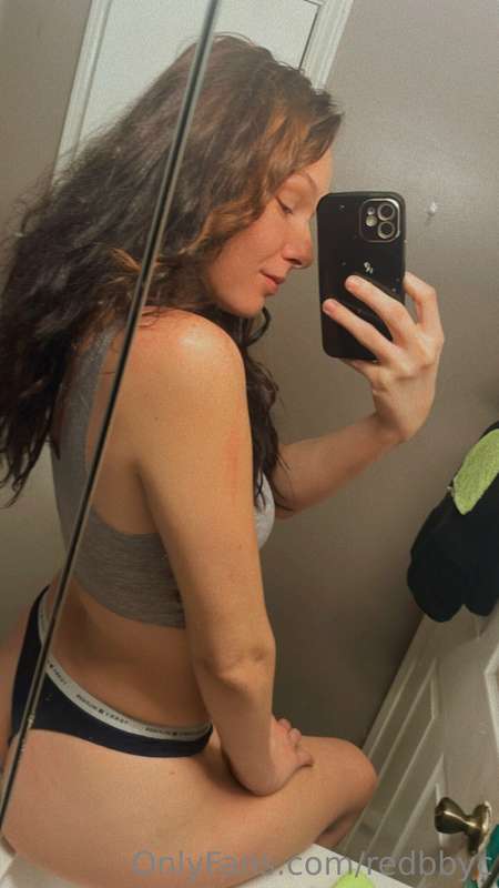 💦🍑 1