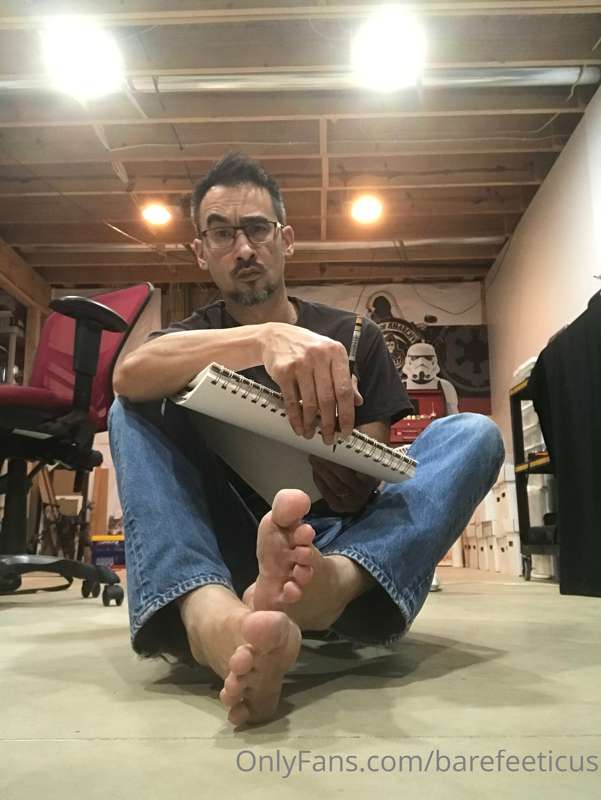 Barefeeticus - Onlyfans - 01 Jan, 2022