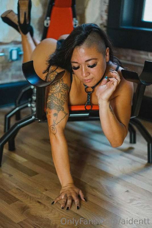 Wanna see more from this shoot? 😏