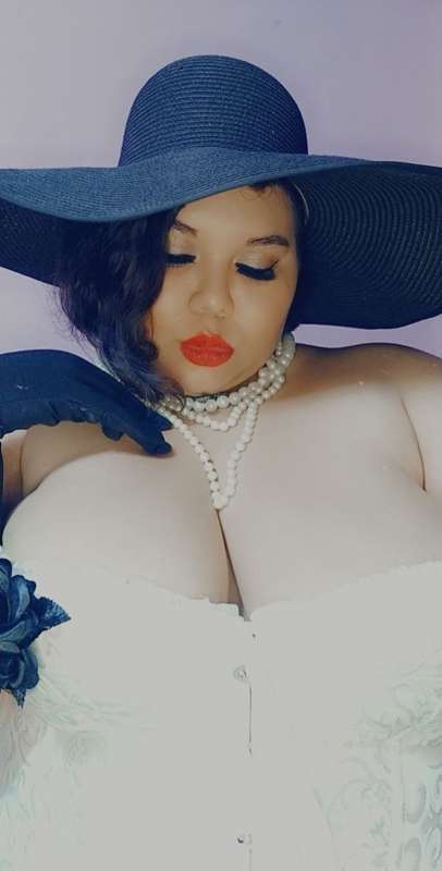 Mi hermoso cosplay de Lady Dimitrescu 2