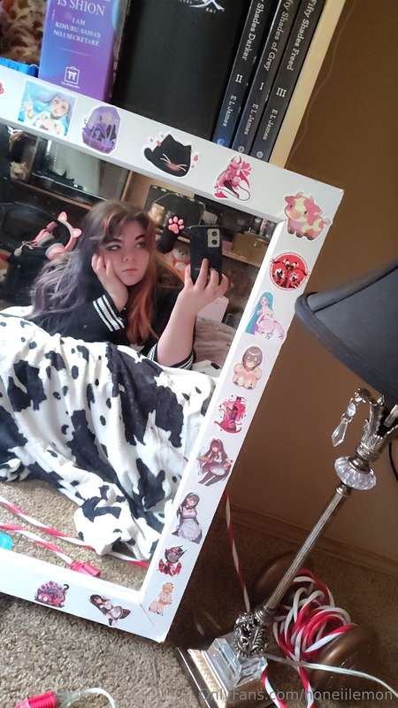 Wanna cum in this kitty? 5