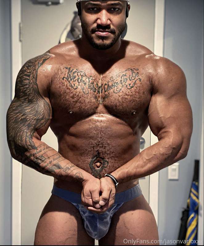 Home workout done! Got me nice a sweaty 
Should I do a naked..