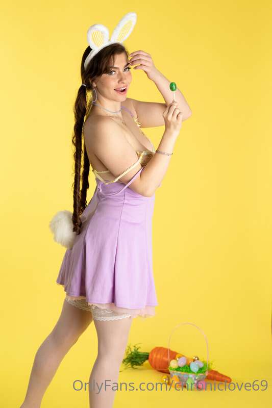 Heres a fun easter photoshoot we did at the studio for you a.. 4
