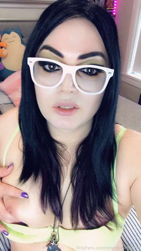 Extra boob shots from the other day 💙 5
