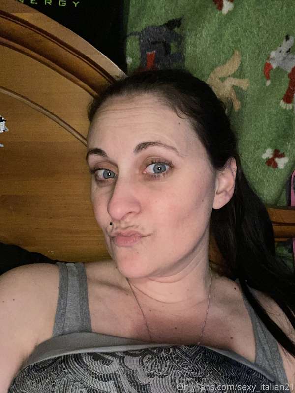 Relaxing and always horny 😈😈