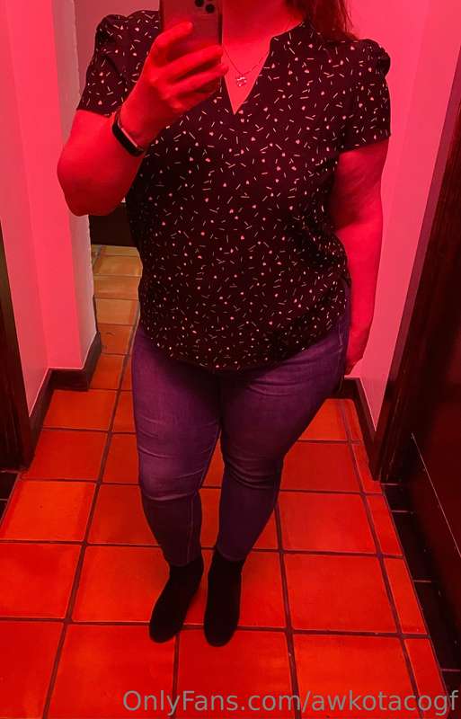 Went out to a fancy dinner tonight 💖