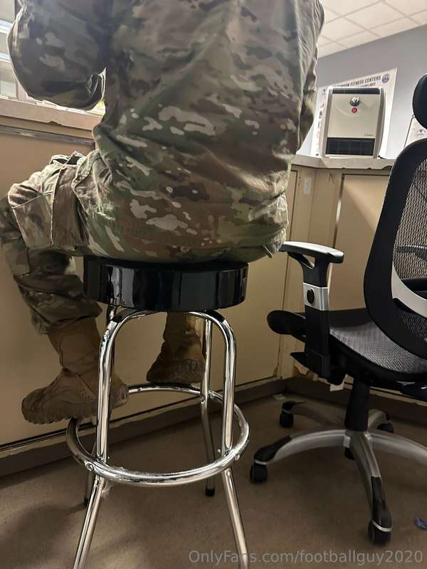 Me jerking and soldiers being soldiers! 27