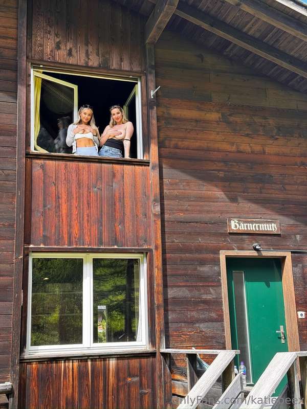 NAUGHTY SWISS ROAD TRIPGuyssssss me & @missbonniebeauu have ..