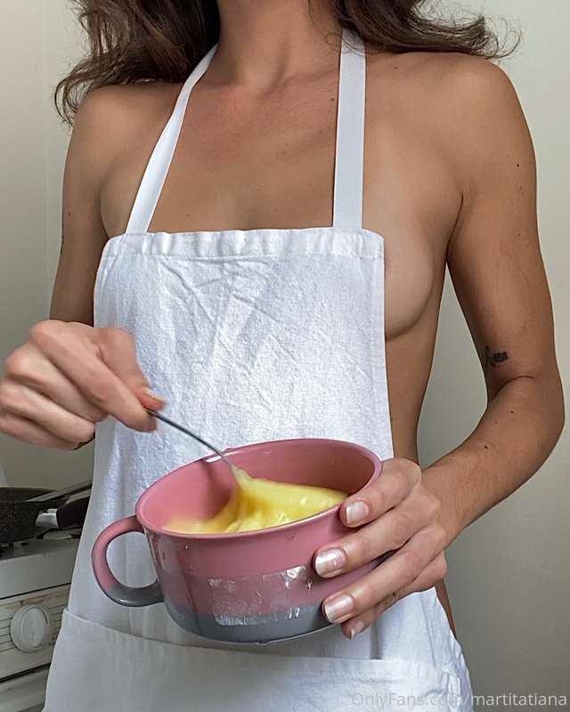 who says you can’t turn a hoe into a housewife? 3