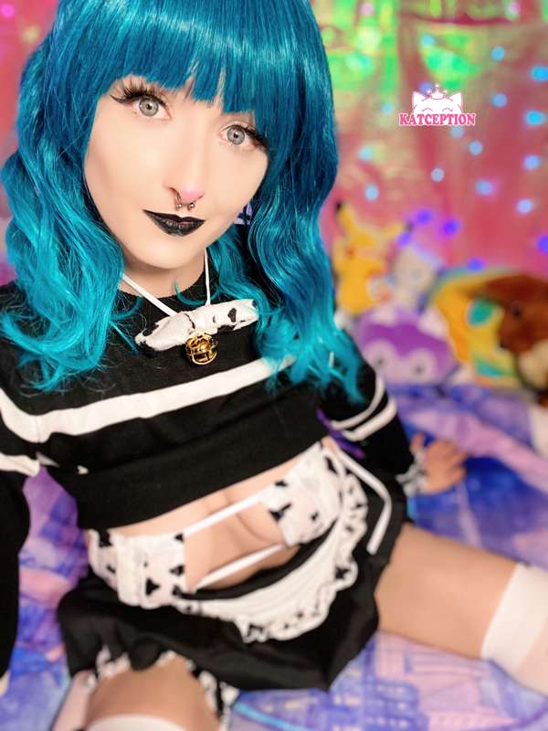 Sexy cow cosplay 💓