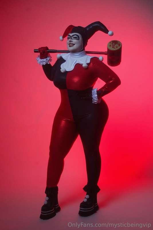 Day 10/31 days of Halloween | Classic Harley Quinn 🃏 11