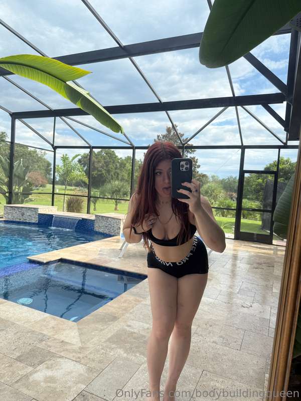 sun’s hot… so is this view 🙈 1