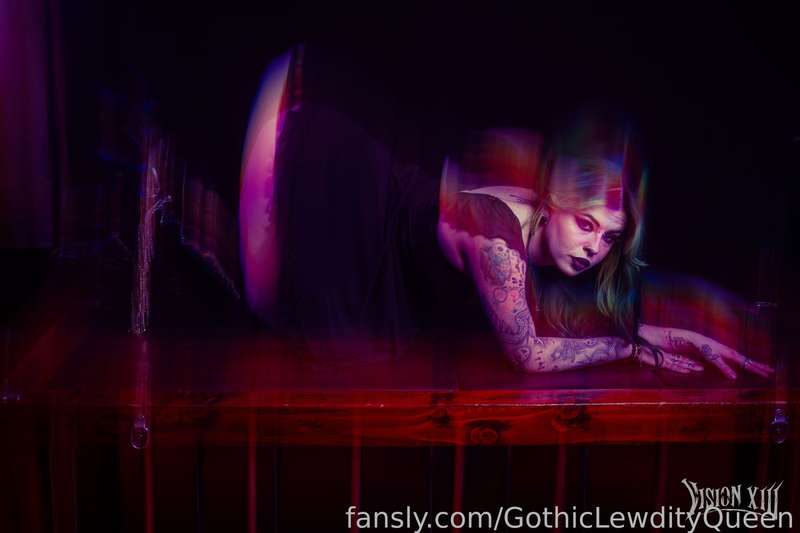 Gothiclewdityqueen - Fansly - 09 Apr, 2025