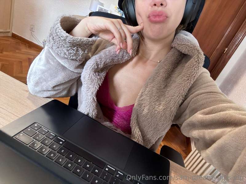 Hoooome! I need to do some "non-OnlyFans" work stuff, then p..