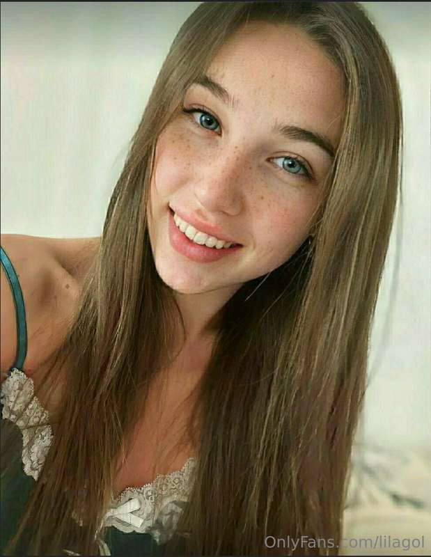 ⚠️The hottest student @aminashy 🌶just started her sex life a..
