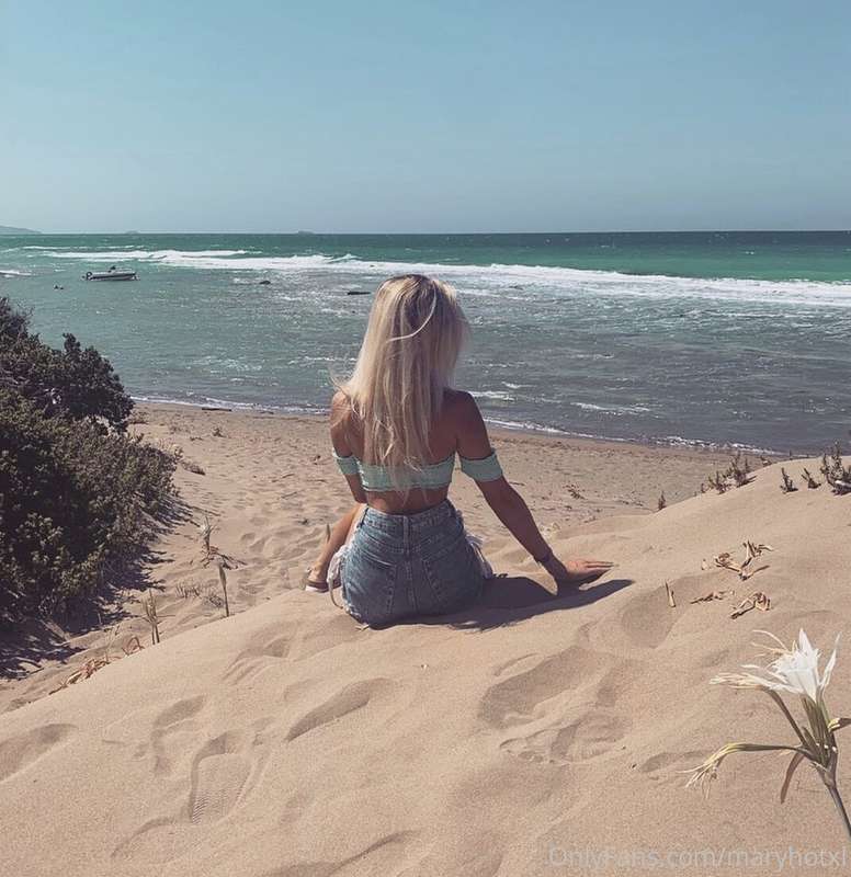 Enjoying last days here😍☀️I Want to visit more places… would..