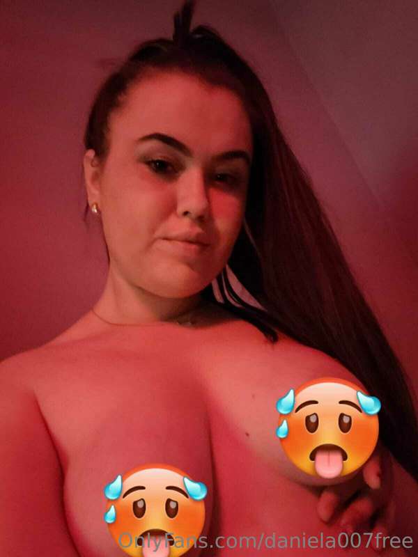 Pe vip poza necenzurata 🥵🥵https://onlyfans.com/daniela_007