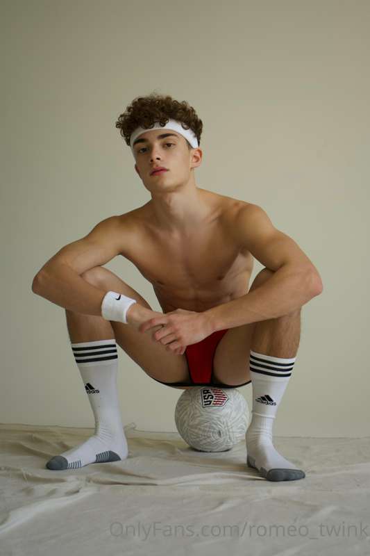 Ready for a match ? 😜💦