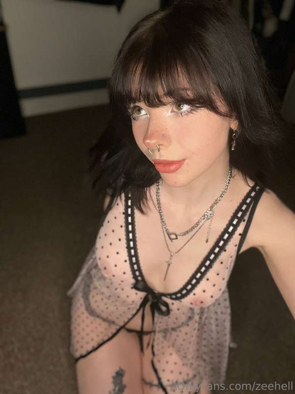 how cute is this little dress i got for valentine's day? 🎀 8