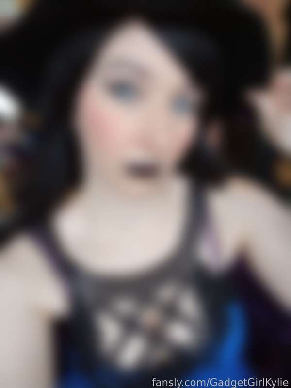 Gadgetgirlkylie - Fansly - 04 Sep, 2023 2