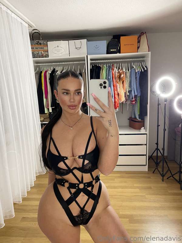 Elenadavis - Onlyfans - 28 Jul, 2024