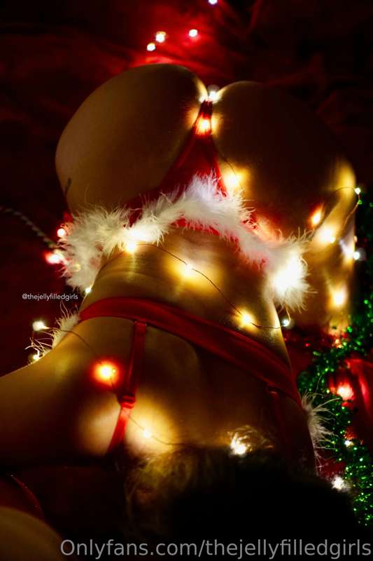 And so begins the jolly dump of Christmas photos! Hope you e.. 4