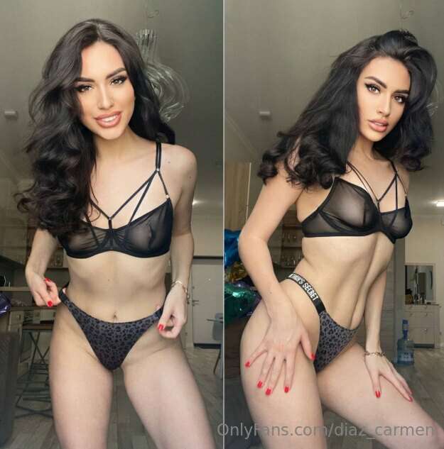Gorgeous queen @karolina_famous😈She's got a juicy boobs🍑 She..