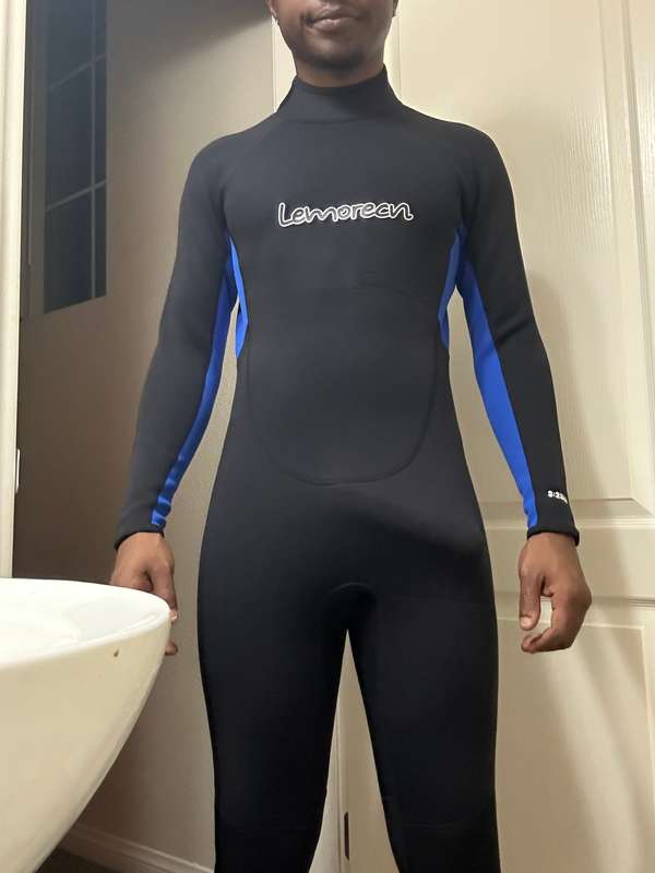 New wet suit, anybody in cali want to go paddle baording.