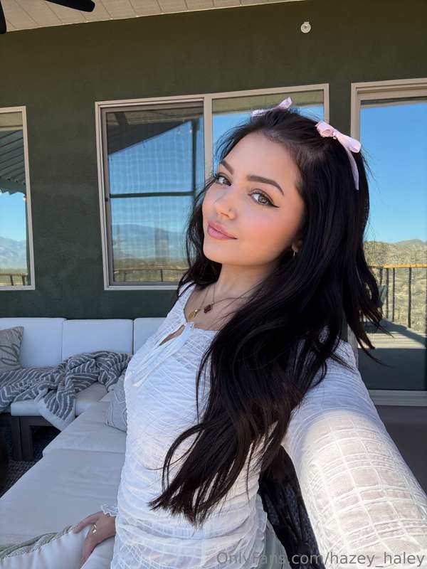 how cute do I look?! 🎀 2