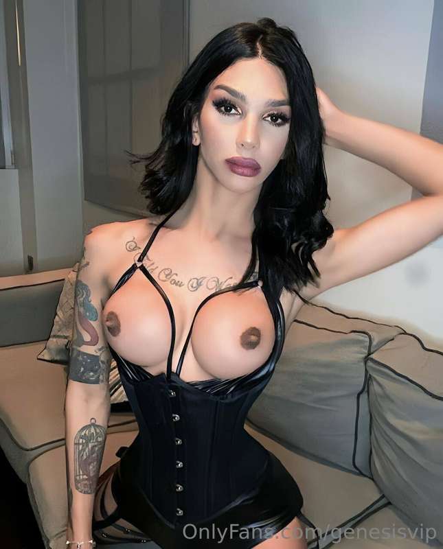 🍆YOUR MISTRESS HUGE COCK🍆 
  🔥🔥 @MISTRESSSSMEL 🔥🔥

SHE WAIT ..