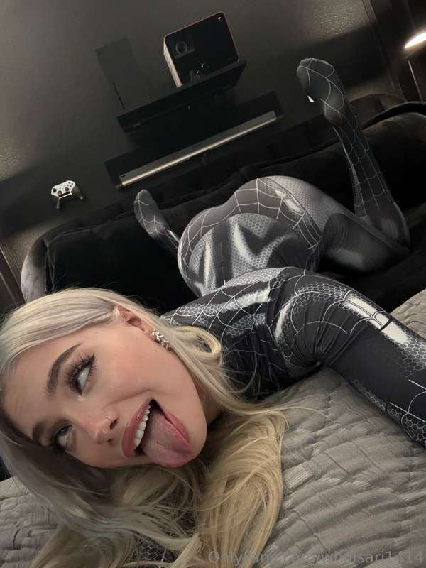think you can handle me in this suit? 🥵 join my VIP and i'll..