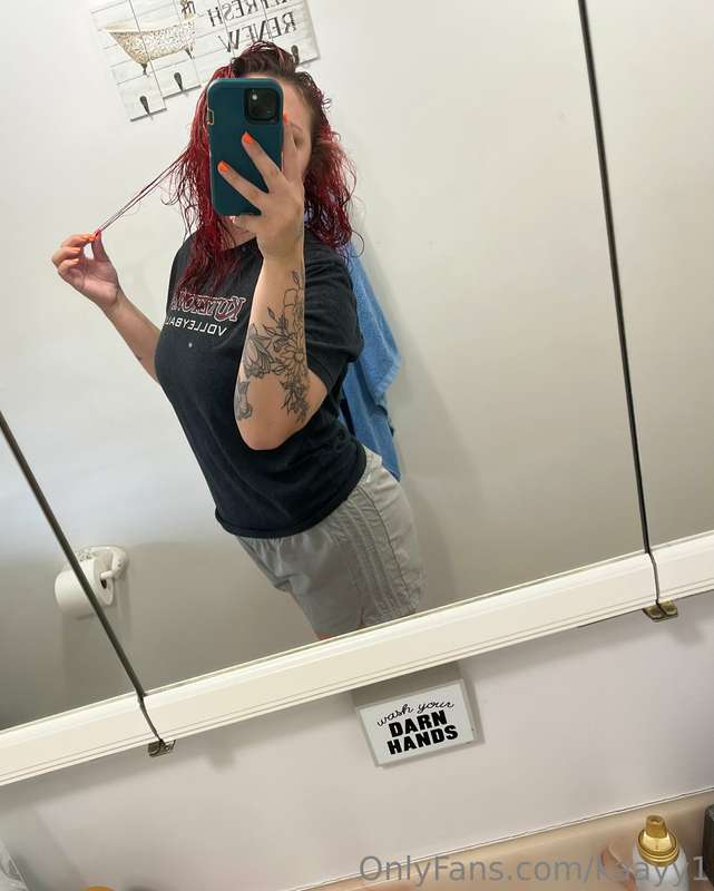 temporary red for fall ❤️ few months or so.. my fave part is..