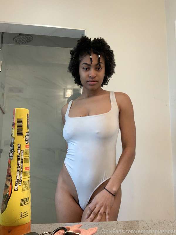 Are you waiting to see my tits 🙈 1