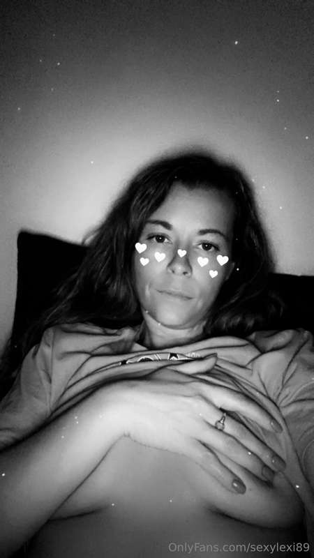 Sexylexi89 - Onlyfans - 05 Apr, 2024