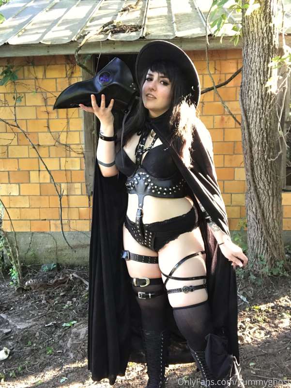 Did you call for a doctor? 🖤 17