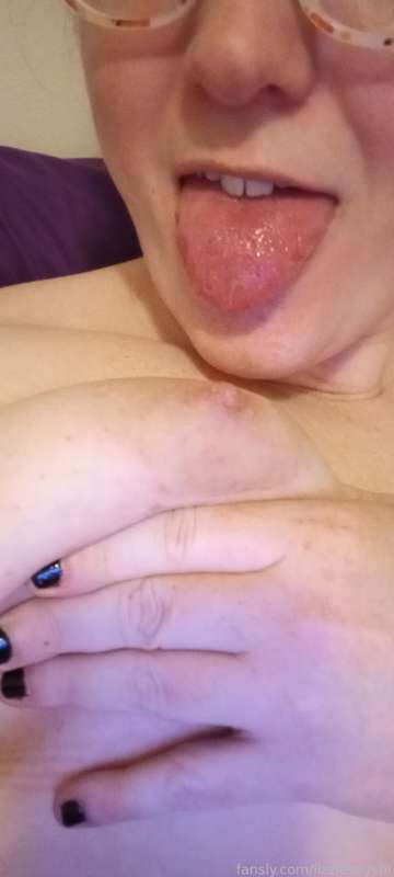 Lizziesayshi - Fansly - 06 Dec, 2023