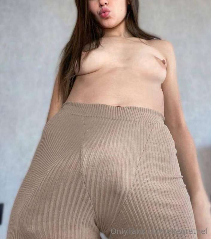 ❤️Just today❤️@sophieecutie ready to let you cum on her juic..