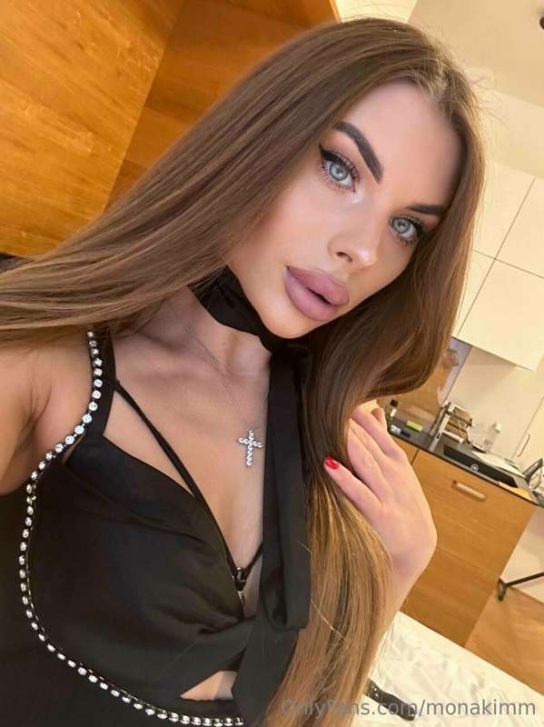 💫Free subscription💫
Hot beauty @alisaangelme is all alone no..