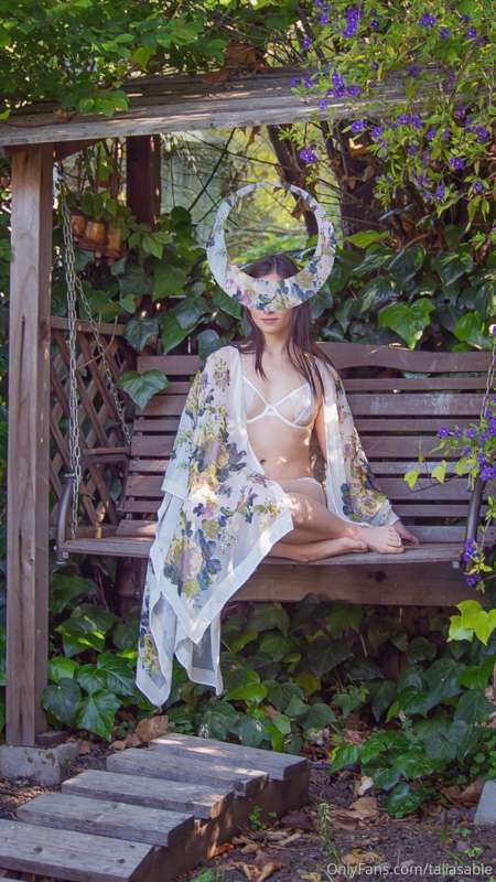 Fairy landscapes! Take a tiny slice of garden and make it a .. 2