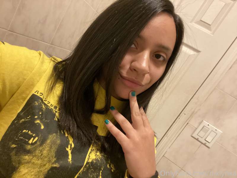 I did my hair & nails!~ Likey?